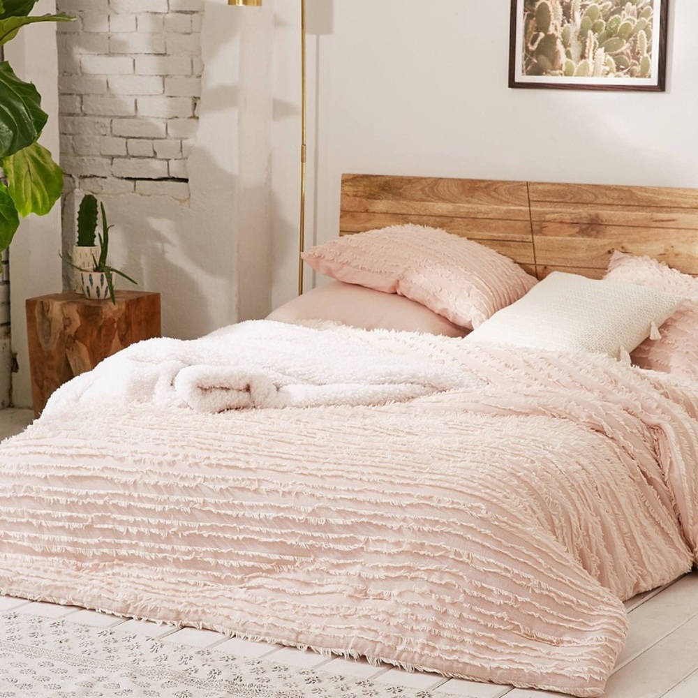 Urban Outfitters Pink Eyelash Comforter Queen